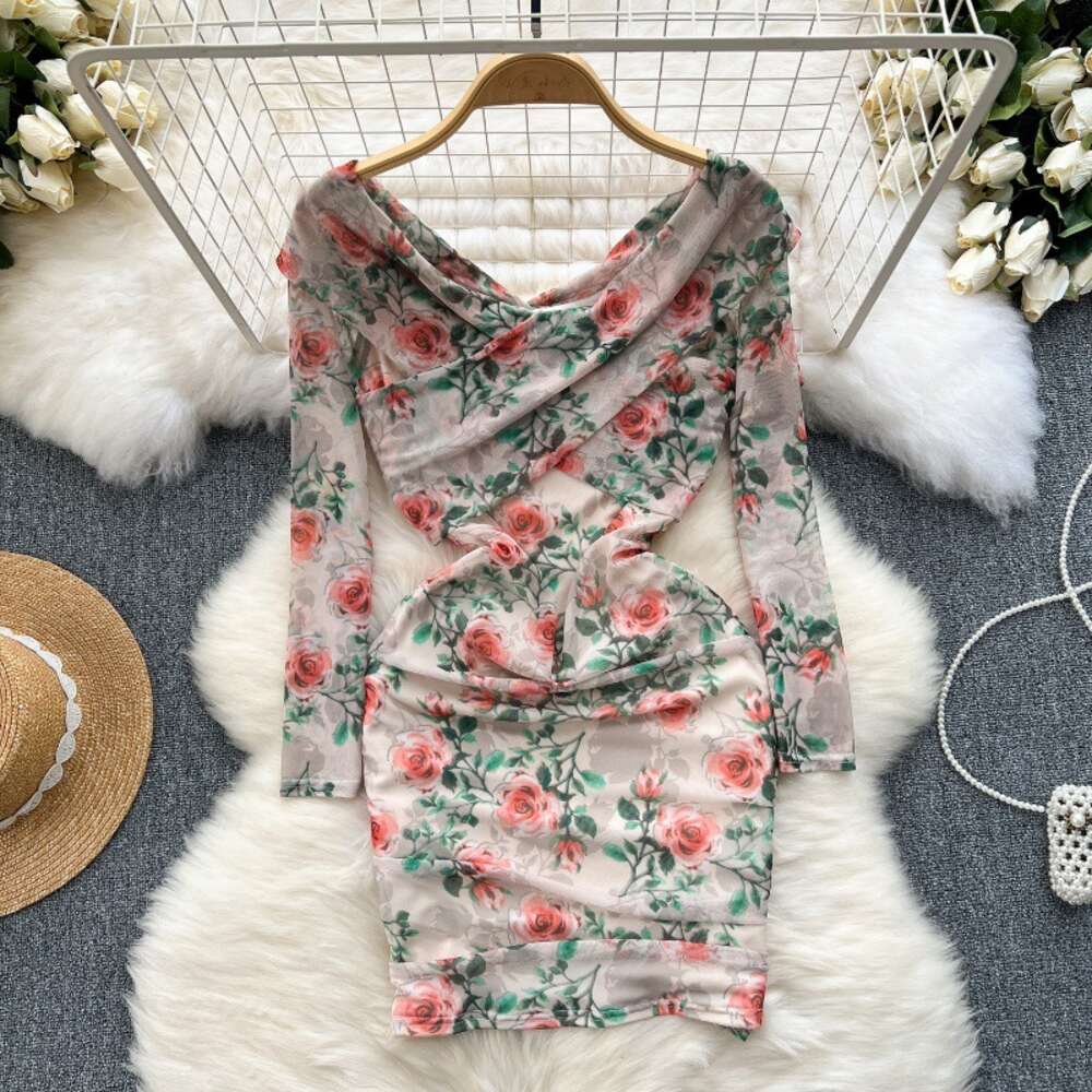 Light mature style womens clothing design with a cross V-neck elastic slim fit short and sexy buttocks wrapped skirt printed dress