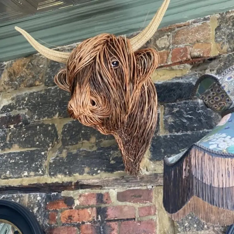 Kudottu Willow Highland Cow Woven Willow Highland Low Resin Home Decoration Wall Ornaments Gifts 240528