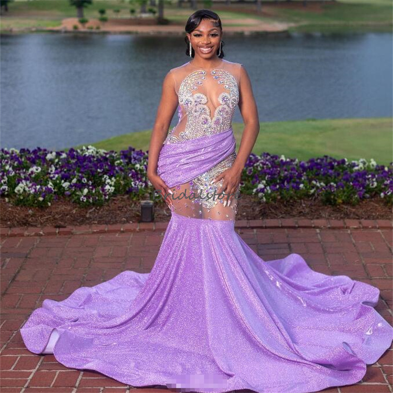 Sparkly Lilac Diamond Prom Dresses For Black Women Rhinestone Mermaid Plus Size Evening Dress Sweep Train Elegant Sixteen Birthday Party Dress Robe De