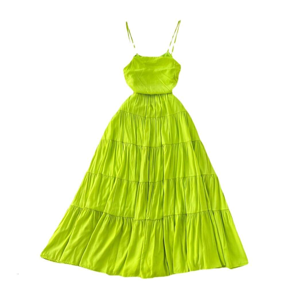 Temperament strapless dress with gentle style and slim waistband A-line dress seaside vacation big swing long skirt