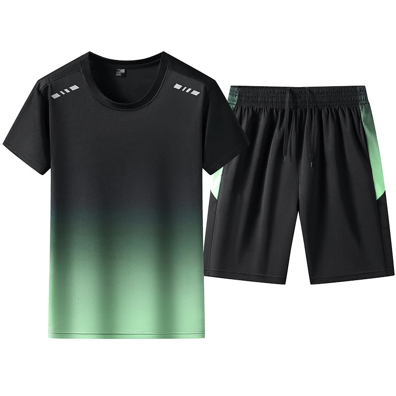 Summer Short Sleeve Tshirt Pants Fashion Handsome Suit Men Loose Everything with Five Points Shorts Twopiece Set 240531