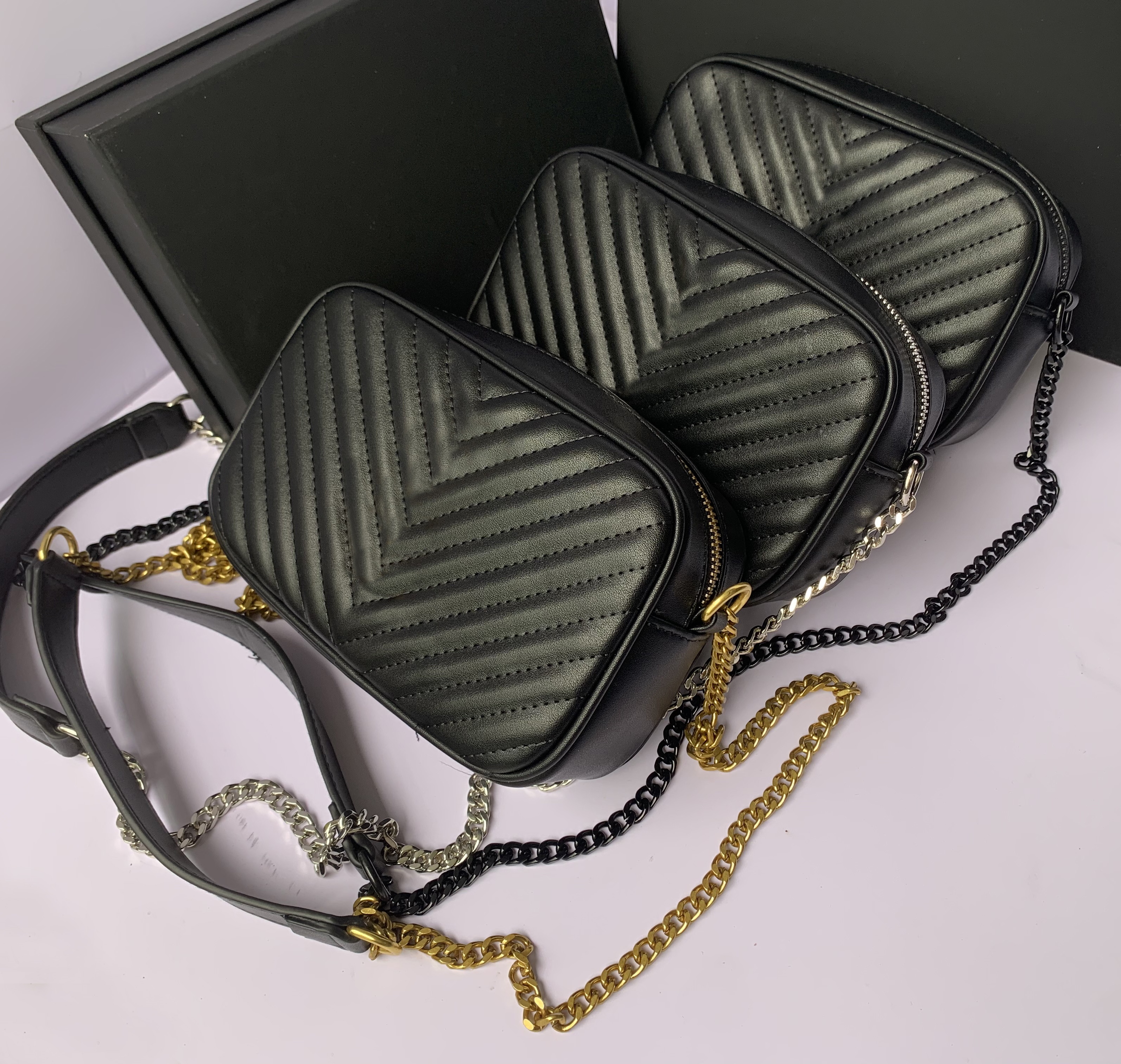Top Quality Luxurys Designers LOU Camera Bags Black Cow Skin Women Handbags Classical Lady Shoulder Bag Crossbody Purse