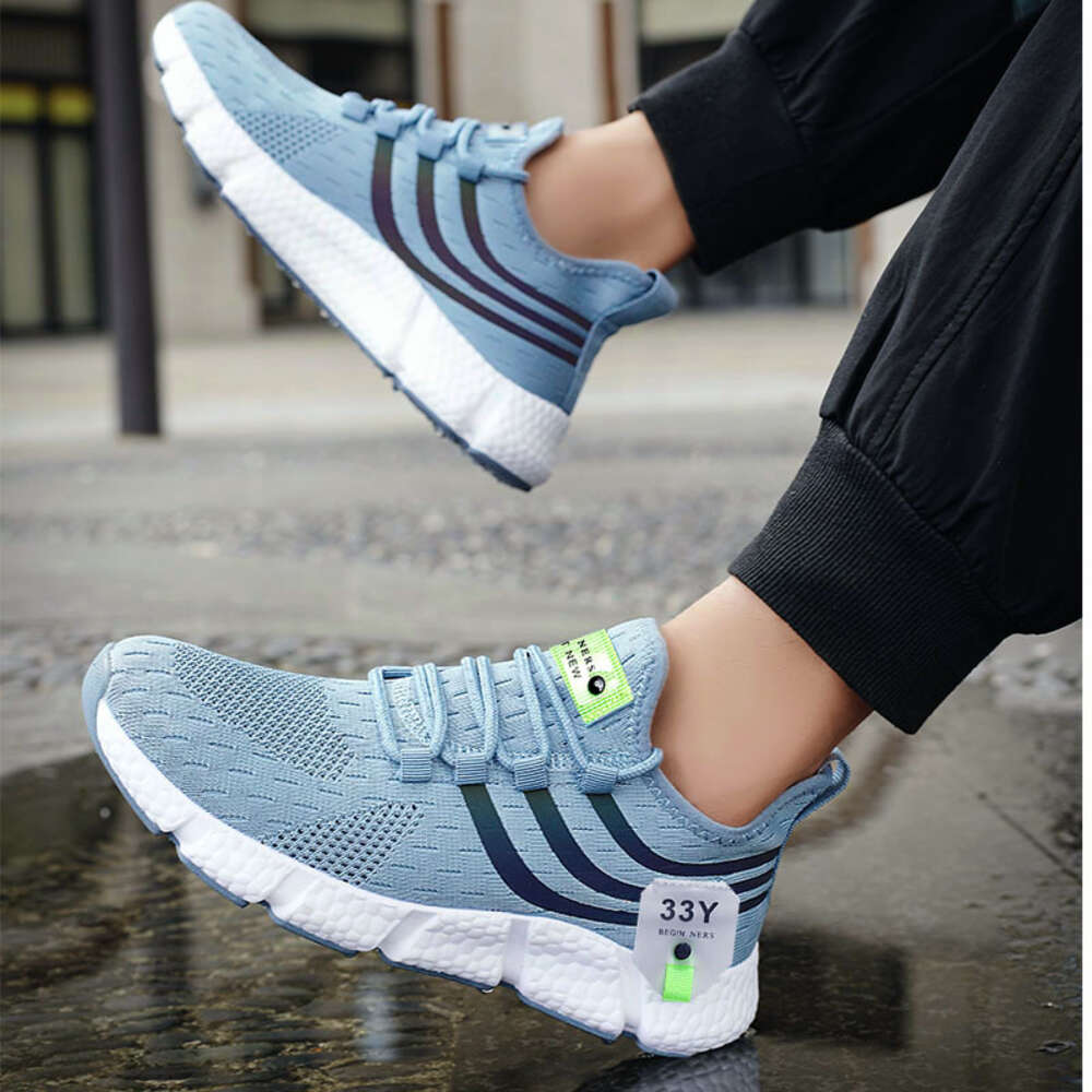 Men Breathable Classic Running Sneakers for Man Outdoor Light Comfortable Mesh Shoes Slip on Walking ShoesTenis Women