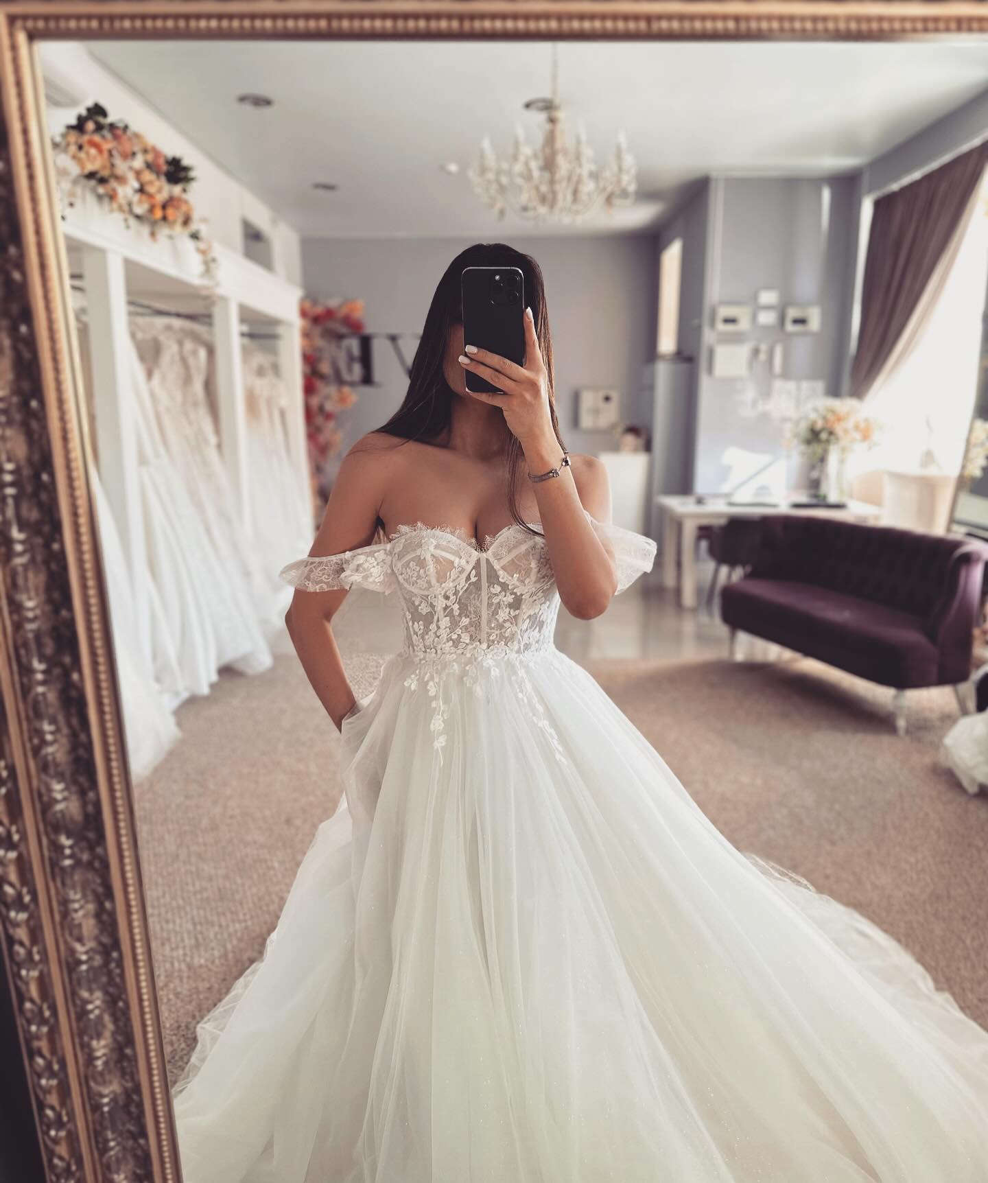 Vintage A Line Dress For Bride Lace Off Shoulder Country Wedding Dresses Bone Bodice Vestidos De Novia Tulle Bridal Gowns 0616