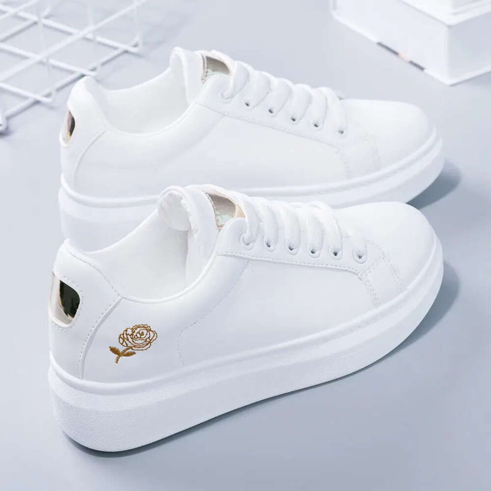 Shoes Women Running Spring Autumn Fashion White Breathable Embroidered wer Lace-Up Casual Sneakers atos De Mujer