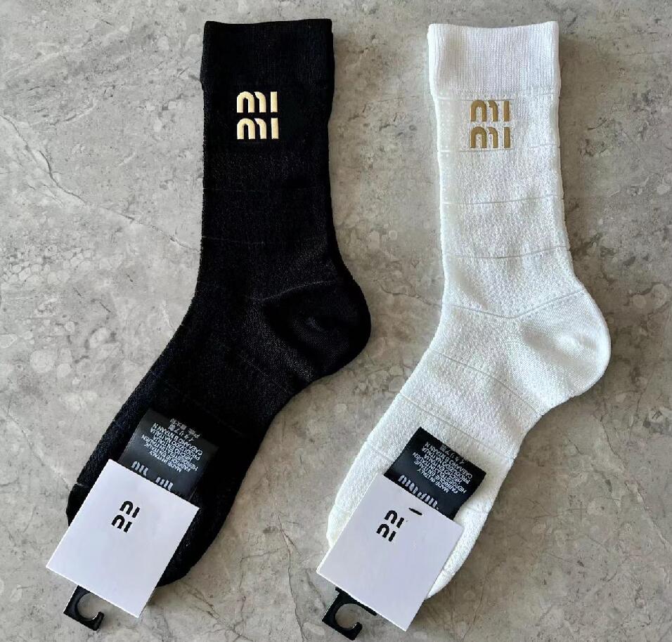 Spring Summer Women's Designer Thin Letter Printing Socks Female Black White Middle Tube Cotton Socks Lady
