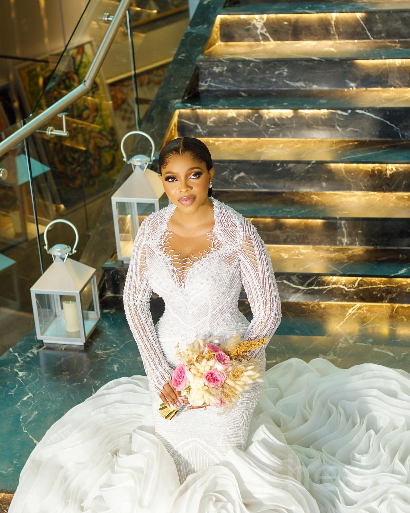 2024 Arabic Aso Ebi Plus Size Ivory Luxurious Mermaid Wedding Dress Beaded Lace Tiers Organza Bridal Gowns Dresses ZJ633