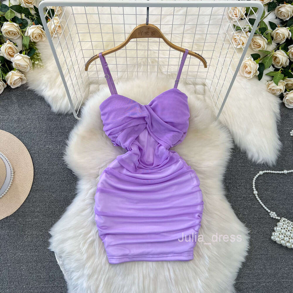 French fashion socialite temperament strapless pleated waist slim and short skirt with buttocks wrapped and mesh suspender