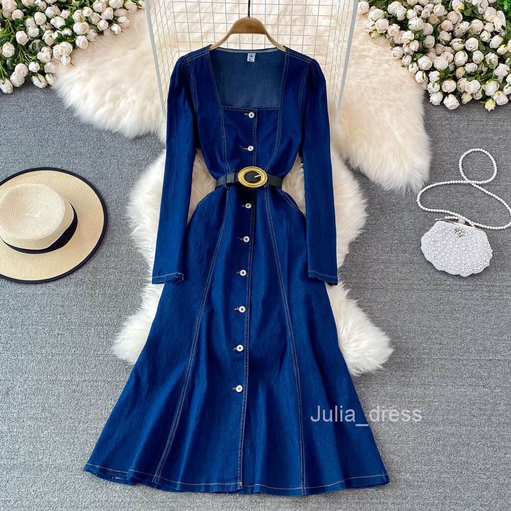 Square necked denim dress for spring 2023 new model of socialite temperament and goddess style slim waist and large hem long skirt