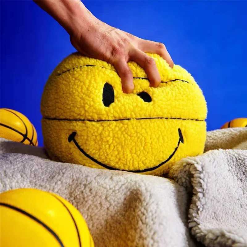 Stuffed Plush Animals 32cm Creative Smile Ball Plush Toy Cute Basketball Pillow Car Home Basketball Doll Ball Ventilation Opening Throwing Doll Pillow