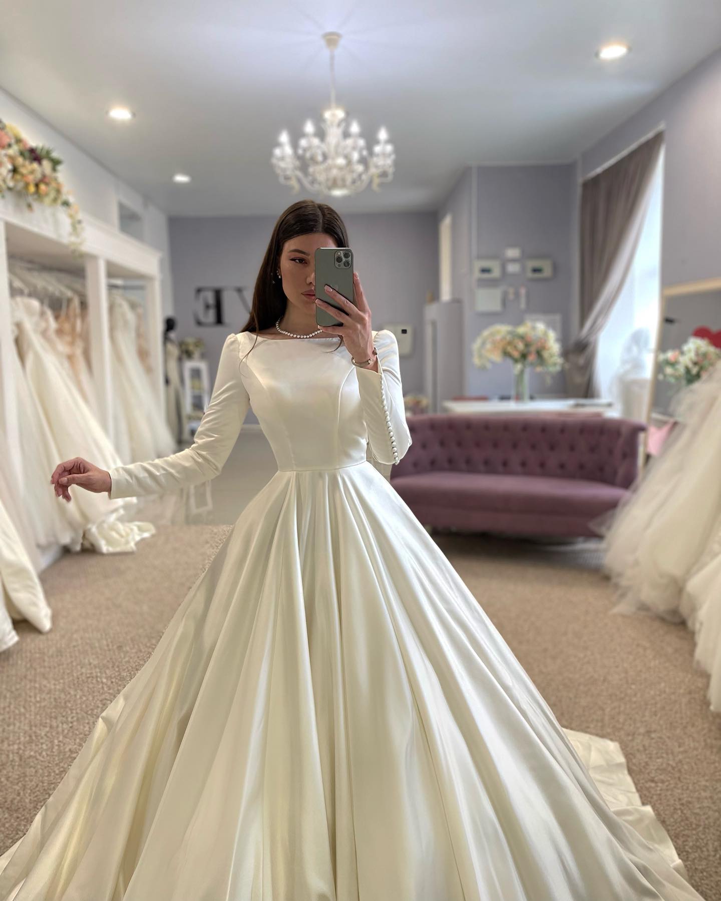 Boho A e Dress long sleeves bateau neck satin country Wedding Dresses backless vestidos de novia sweep train bridal gowns