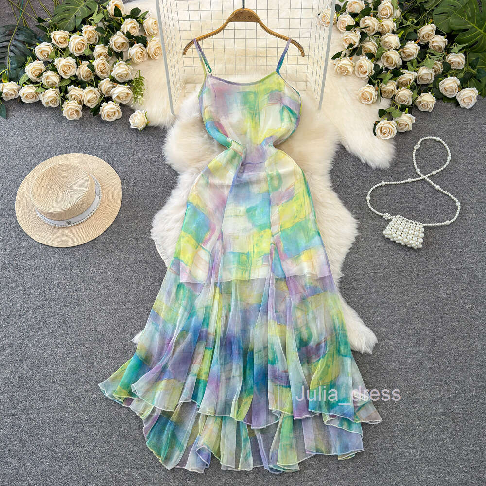 Gentle and sweet strapless waist cinching A-line halo dyed print fishtail strap dress for beach vacation beach dress