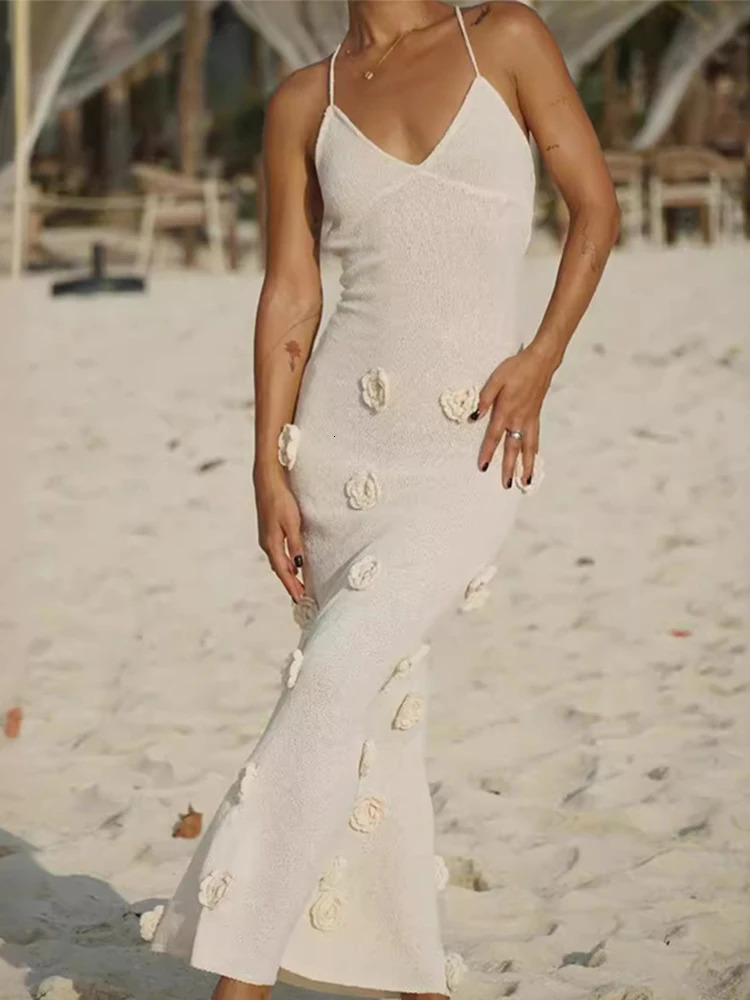 Elegant 3d Flower Sling Maxi Dress Women Deep V-neck Sleeveless Beach Dresses 2024 Summer White Lady Chic High Street Robes 240530
