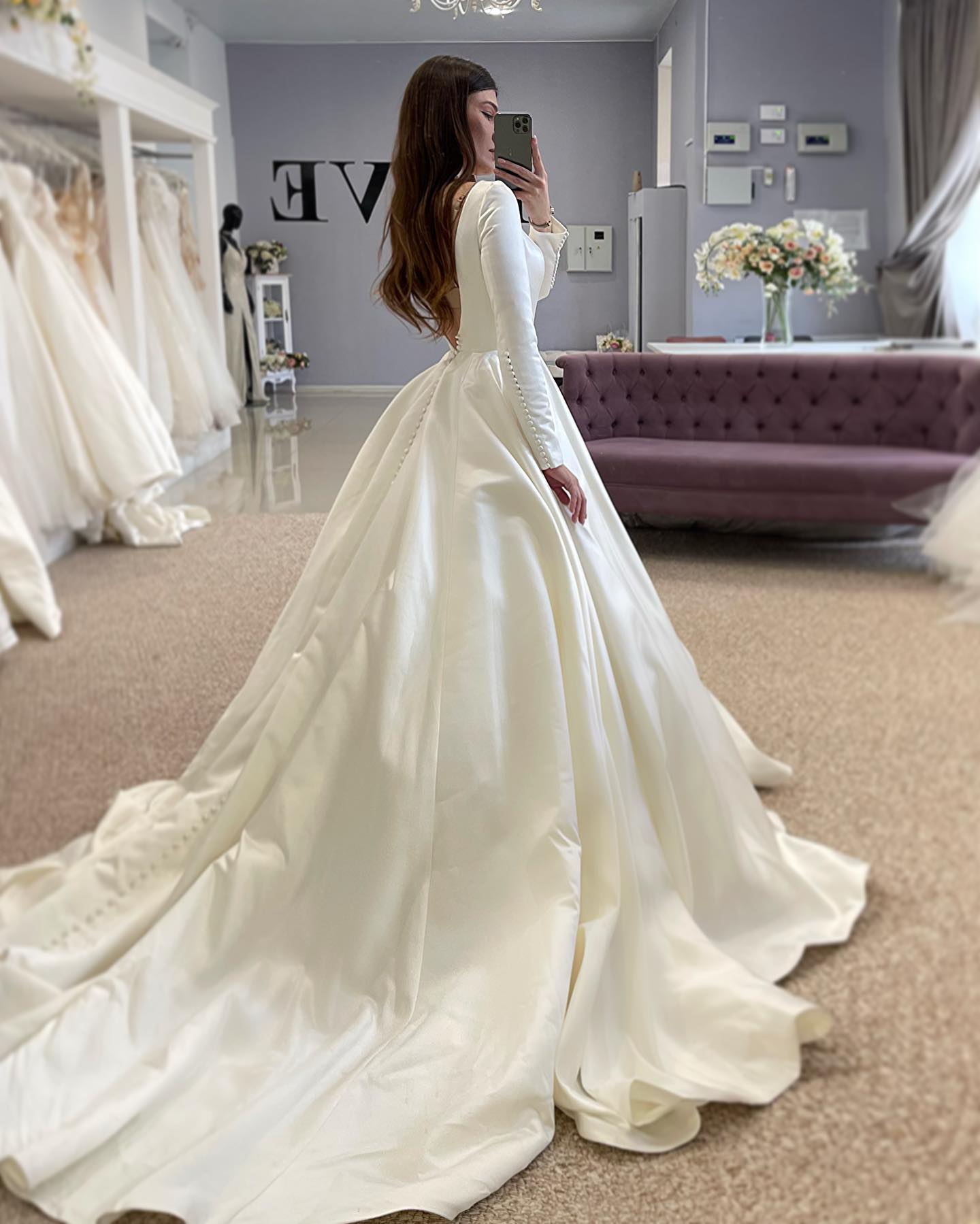 Boho A e Dress long sleeves bateau neck satin country Wedding Dresses backless vestidos de novia sweep train bridal gowns