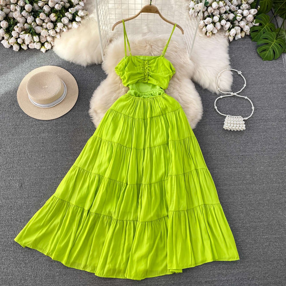 Temperament strapless dress with gentle style and slim waistband A-line dress seaside vacation big swing long skirt