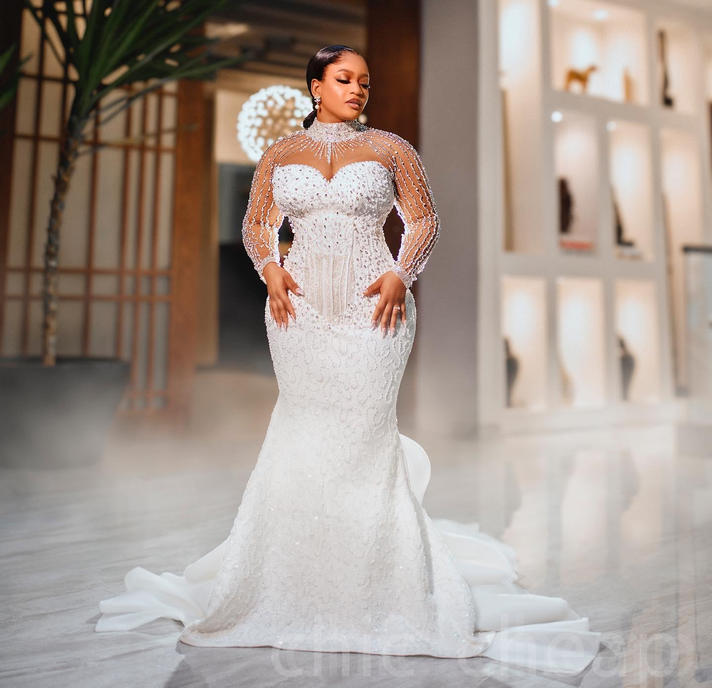 2024 Arabic Aso Ebi Plus Size Ivory Luxurious Wedding Dress Pearls Crystals Beaded Sequined Bridal Gowns Dresses ZJ222