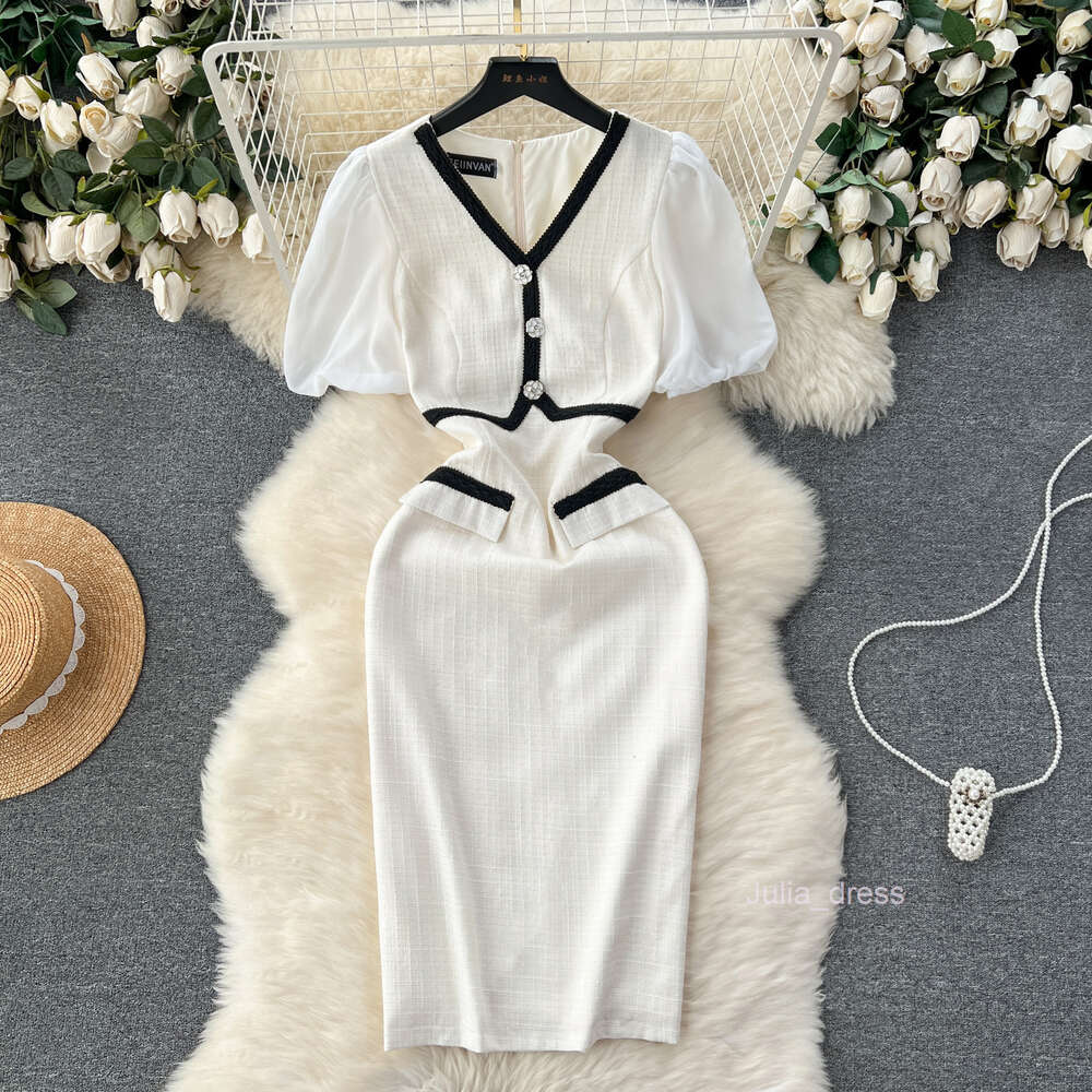 Small Fragrant Wind White Dress Womens Design Feeling Contrast Color V-neck Button Slim Fit Mid length Commuting Style Wrapped Hip Skirt