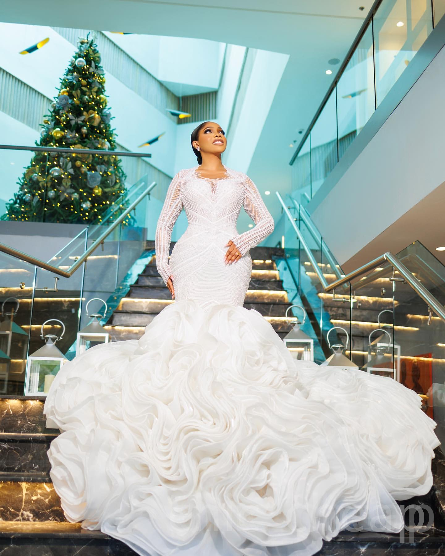 2024 Arabic Aso Ebi Plus Size Ivory Luxurious Mermaid Wedding Dress Beaded Lace Tiers Organza Bridal Gowns Dresses ZJ633