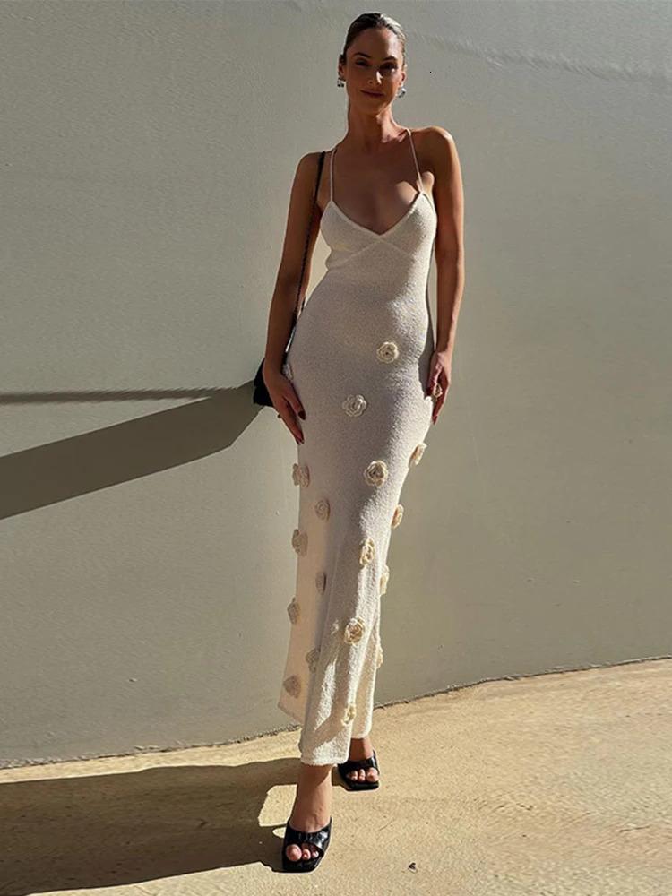 Elegant 3d Flower Sling Maxi Dress Women Deep V-neck Sleeveless Beach Dresses 2024 Summer White Lady Chic High Street Robes 240530