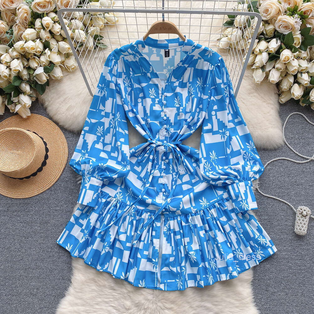French Bubble Sleeve Dress for Women 2024 New Wearing Design Sense Printed Slim Fit Short Ruffle Edge Skirt