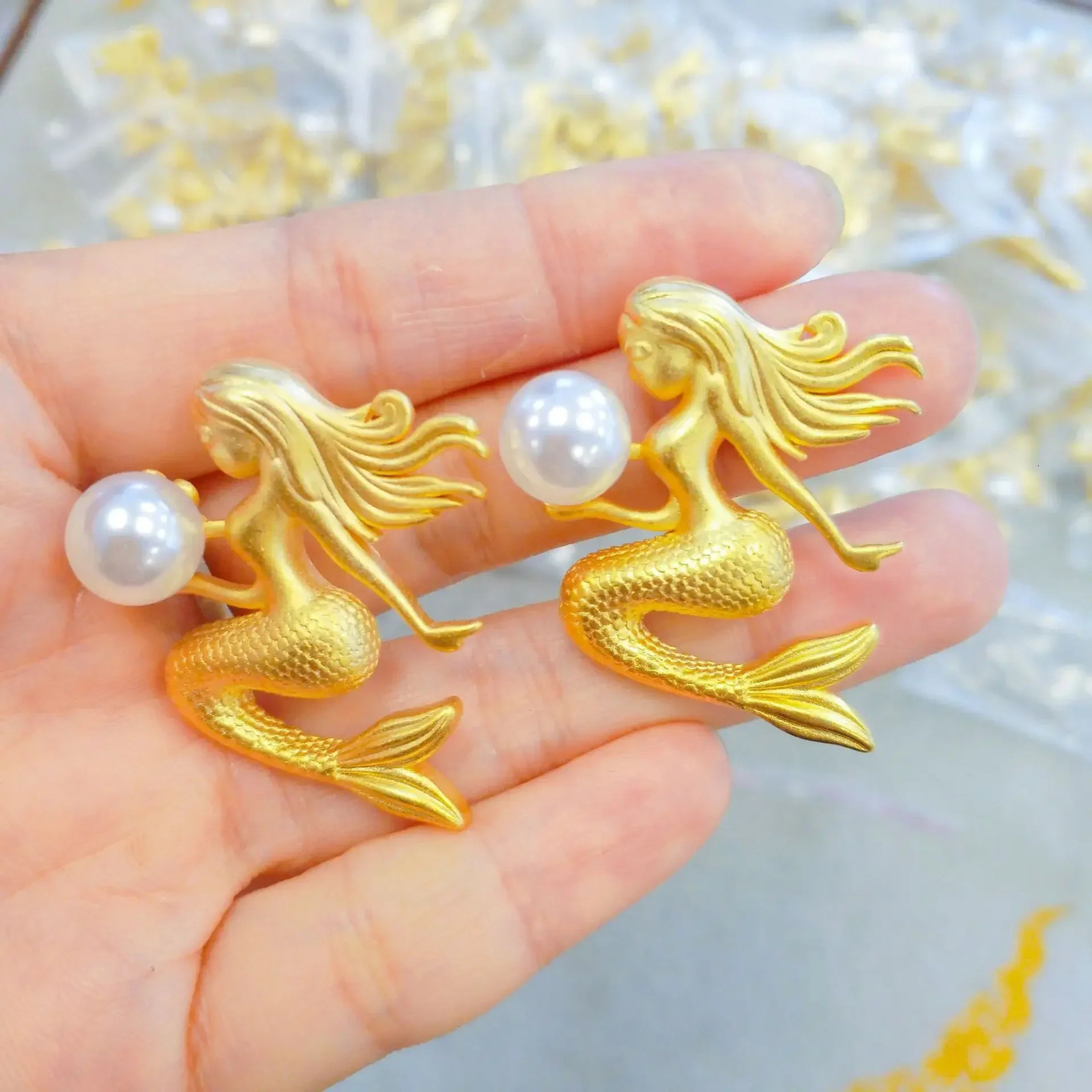 High quality womens fashion trend 24k necklace pearl mermaid pendant 999 gold necklace pure gold AU750 240528