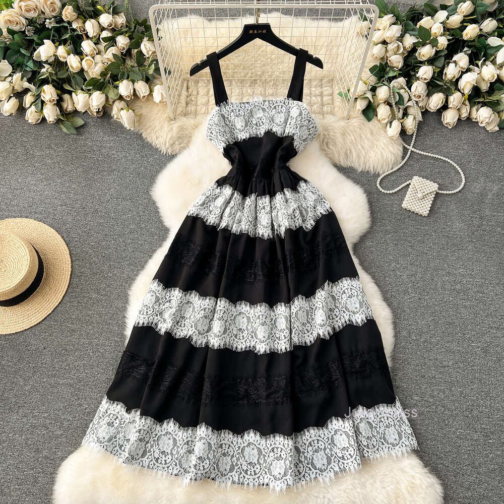 Design sense lace lace contrasting color patchwork sexy strapless dress womens French small dress holiday dress
