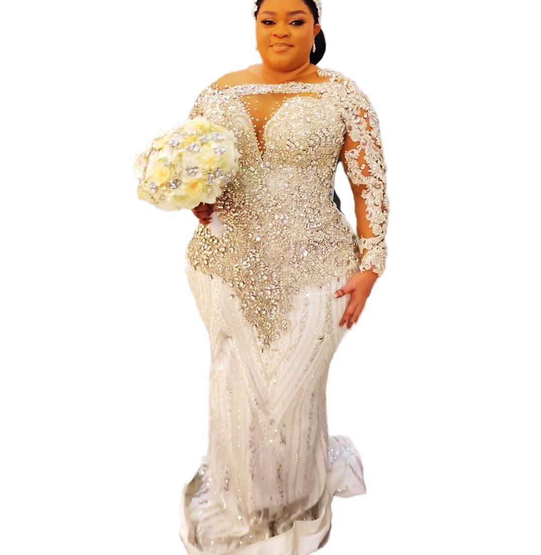 2024 Arabic Aso Ebi Plus Size Luxurious Mermaid Wedding Dress Beaded Crystals Sequined Sparkly Bridal Gowns Dresses ZJ202