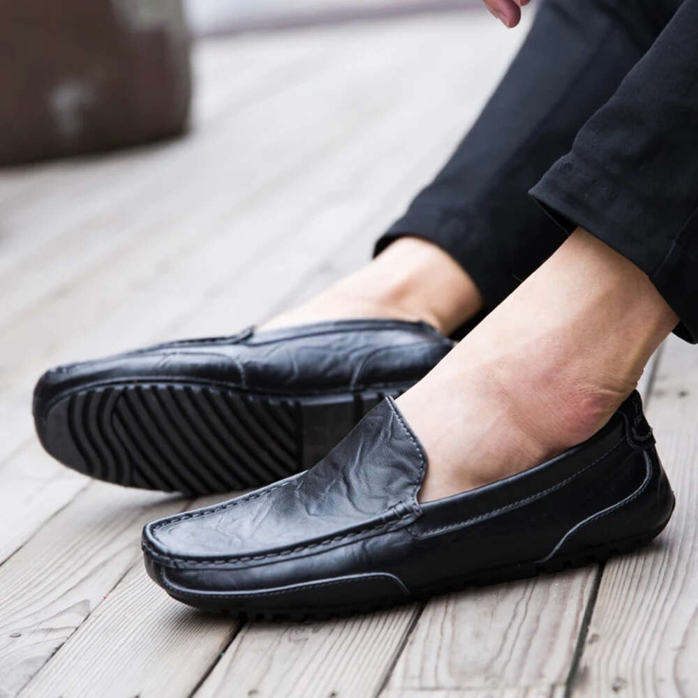 2024 Men Casual Brand Genuine Leather Mens Loafers Moccasins on Driving Shoes