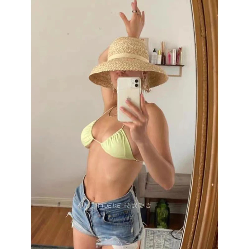 Fashion Women Wide Brim Raffia Hat Women Vacation Beach Hats Flat Top Straw Hat Summer Sun Hat Ladies UV Bucket Hat Wholesale 240530