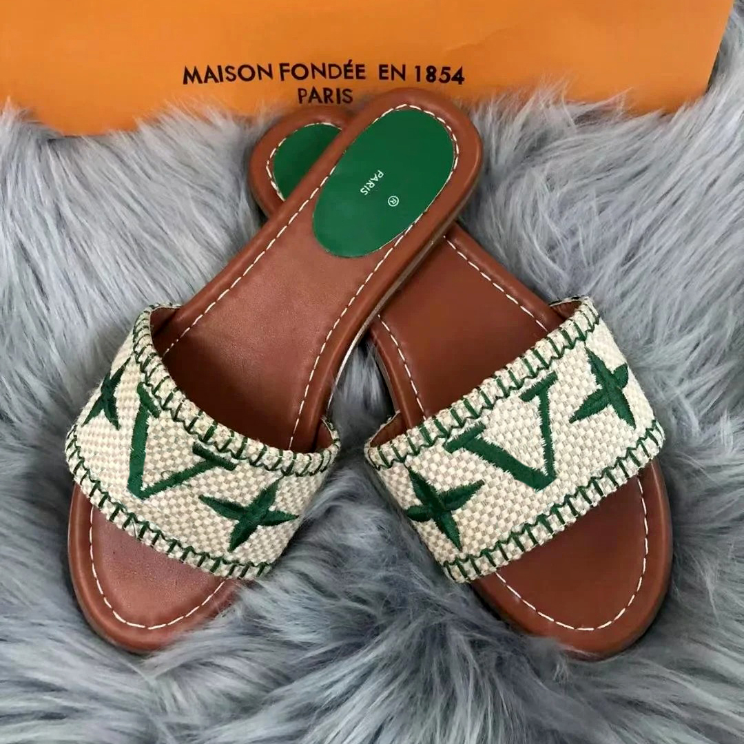 New style Slippers straw embroider luxurys Sliders classic Casual shoe for woman Summer sandals 10a Designer Slide beach pool men Leather sandale Mule Size 35-42 lady