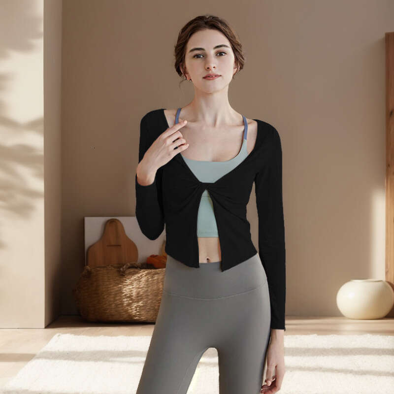 2024 new yoga outfit sports top women's quick drying cover up long sleeved temperament fiess running Pilates training suit