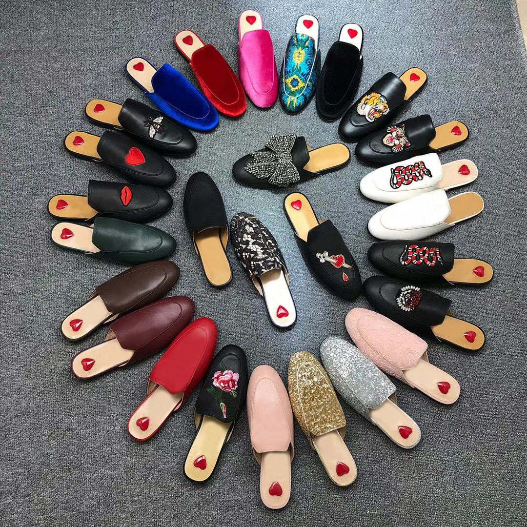 men Beach slippers women shoes Designer shoes womens slipper Lazy Flat Baotou Flip flops 100% leather lady Slides Suede letter Metal mens Sandals Large size 35-42-45-46