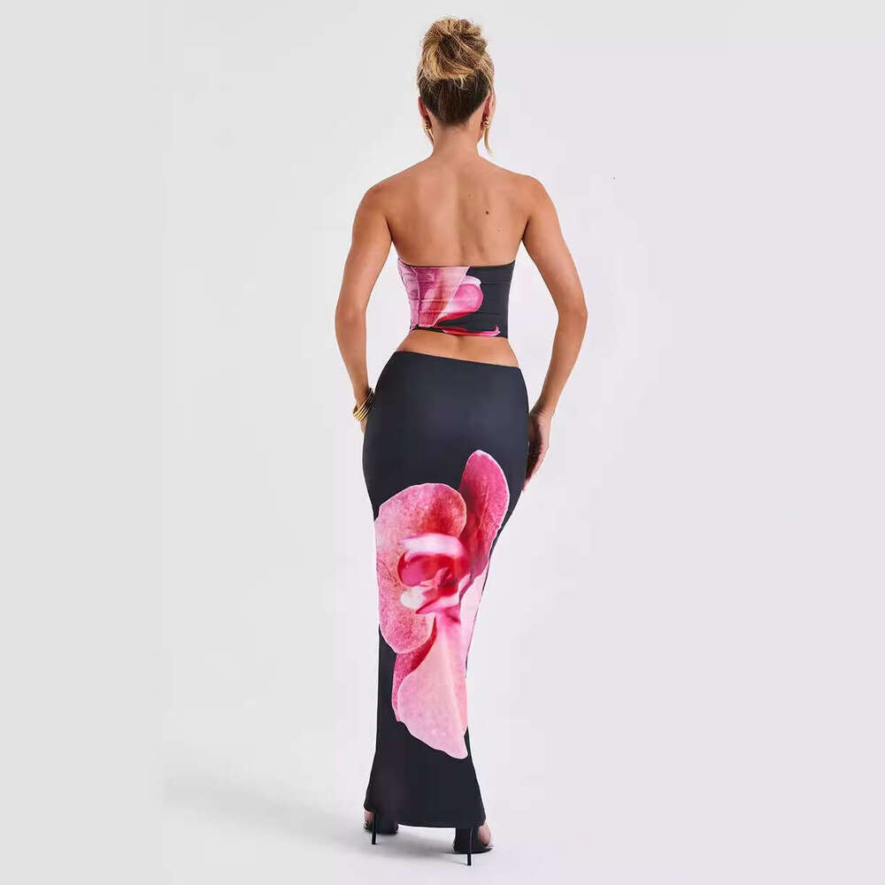 2024 spring/summer new style women's fashion strapless printed vest slim fit hip hugging skirt set