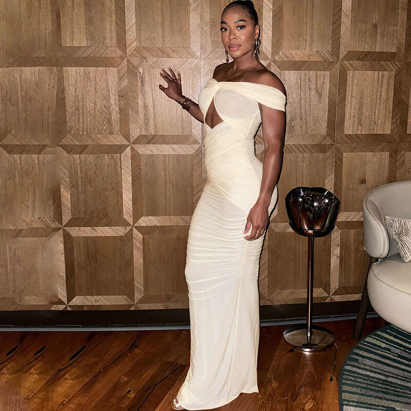 Wind 2024 Winter New Women's with Sexy V-neck, High Waist, Slim Fit, Hip Wrapping, and Split Dress