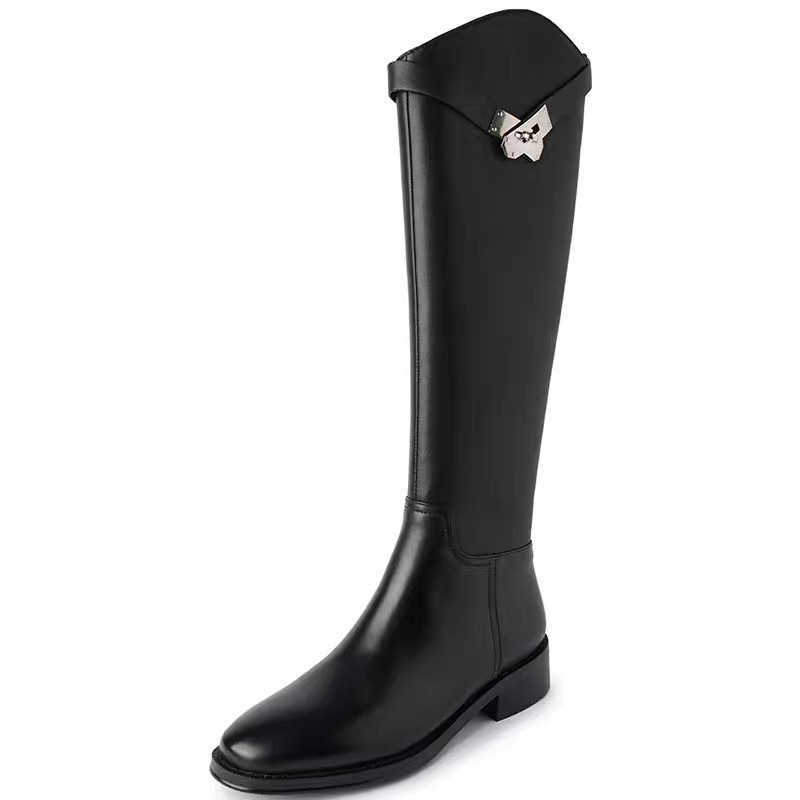 2025 Walking in the Human World British Style Slant Mouth Non Veet Knee Long Womens Autumn and Winter Coarse Heel Tall Knight Boots 1965