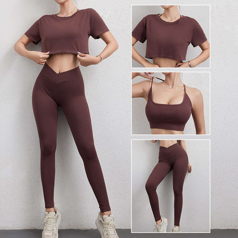 Seamless thread Y bra loose short sleeved pants yoga suit women's professional running sports three piece set