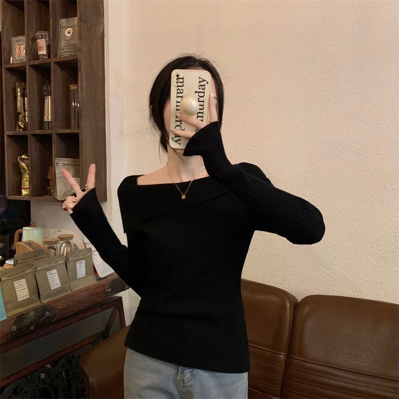 New high-end niche design lapel, single shoulder, autumn and winter women's slim fit versatile knitted sweater, new spicy designer girl's to