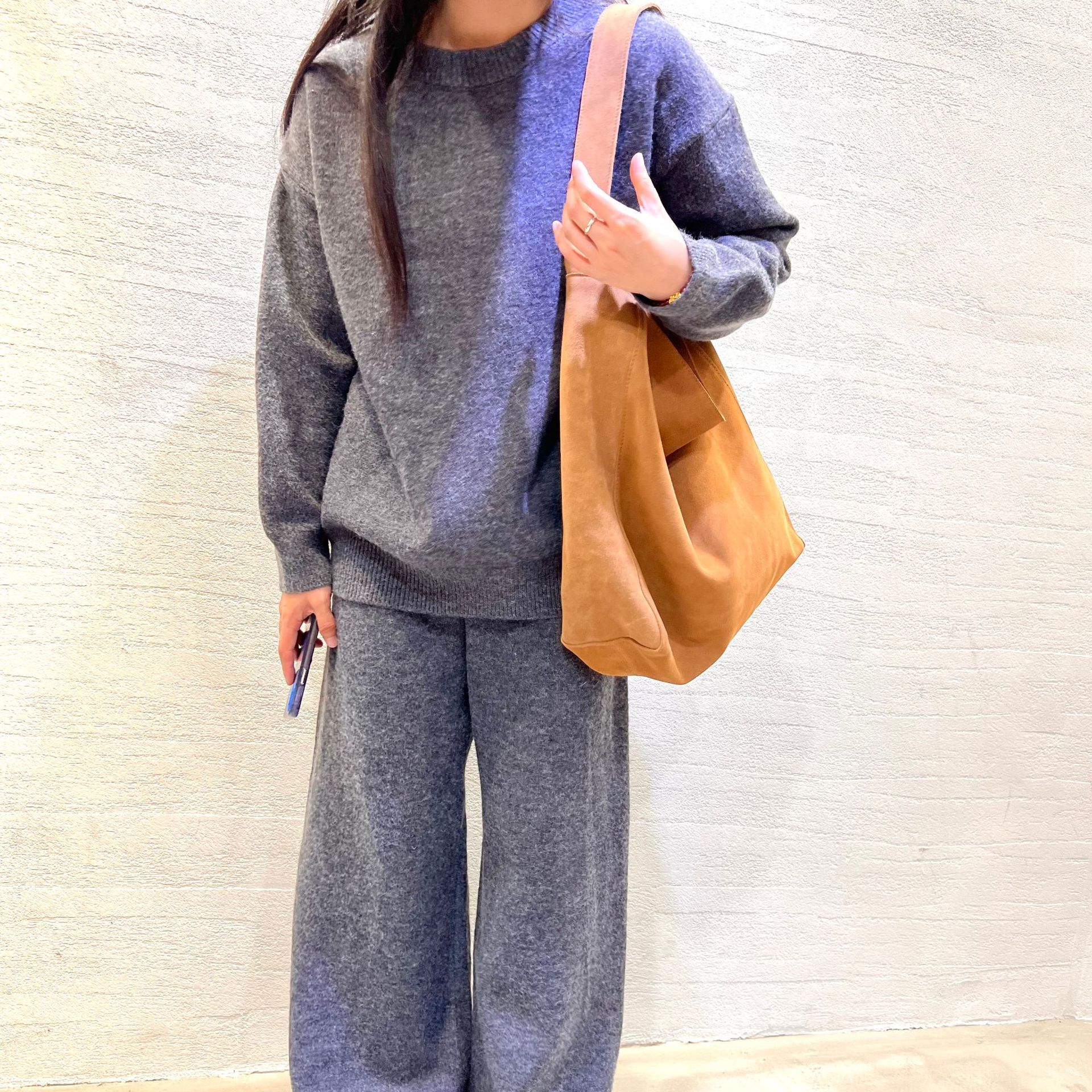 Genuine leather women's lazy suede tote reverse velvet cowhide shoulder bag, large capacity commuting bag