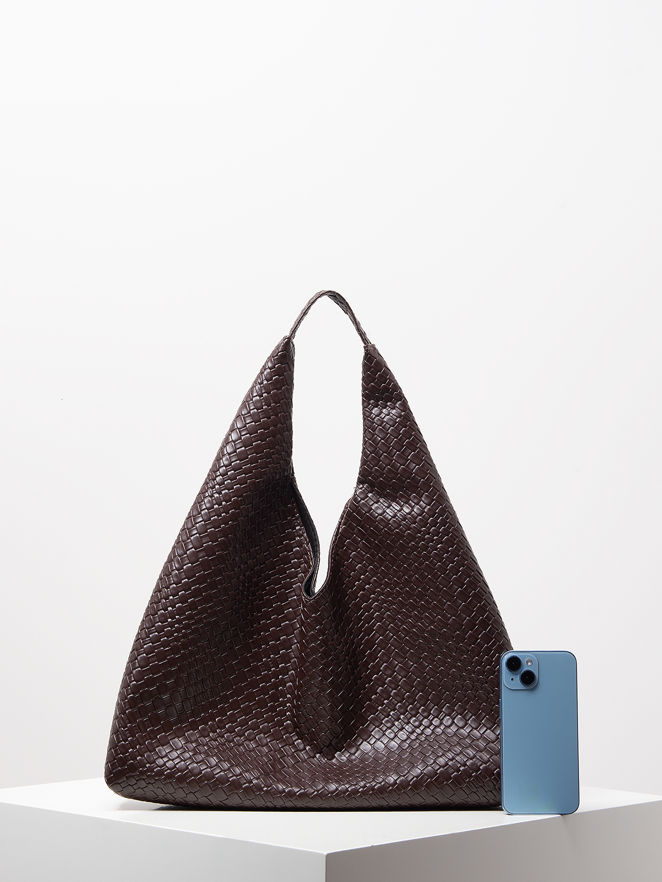 Women's 2024 Retro Artificial Leather Woven Pattern Shoulder Capacity Casual Armpit Large Tote Bag, Daily Work Clothing And Shopping Bag (Random 