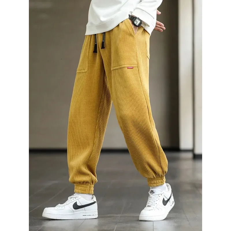 2023 Autumn Winter Corduroy Sweatpants Men Baggy Joggers Fashion Streetwear Loose Casual Harem Pants Plus SIze 8XL 241120