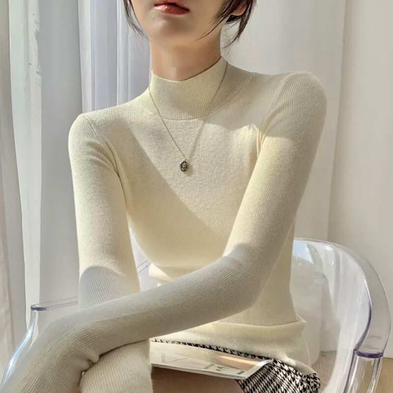 The new winter collection adds a thick one-piece velvet sweater for women, featuring a semi high collar and wooden ear lining with a stylish designer 