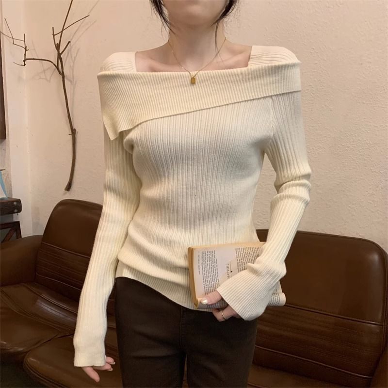 New high-end niche design lapel, single shoulder, autumn and winter women's slim fit versatile knitted sweater, new spicy designer girl's to