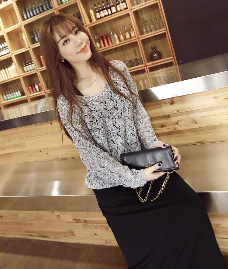 New Korean version new V-neck long women's loose fried dough twisted hollow bottom bat sleeve designer sweater