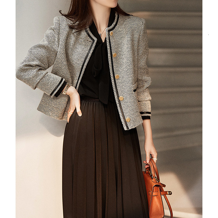Wool Tweed Small Fragrant Coat 2024 New Women's Clothing Short, Top Spring And Autumn Light Style