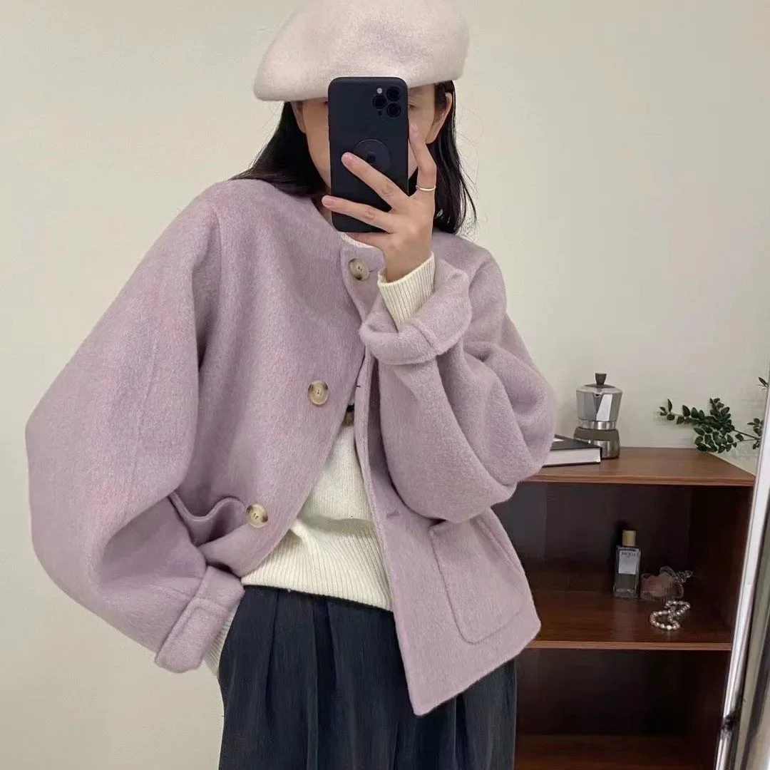 Elegant Tweed Style Woolen Short Jacket For Women Casual Fashionable HighEnd Feel LooseFit Top AutumnWinter Arrival 241121