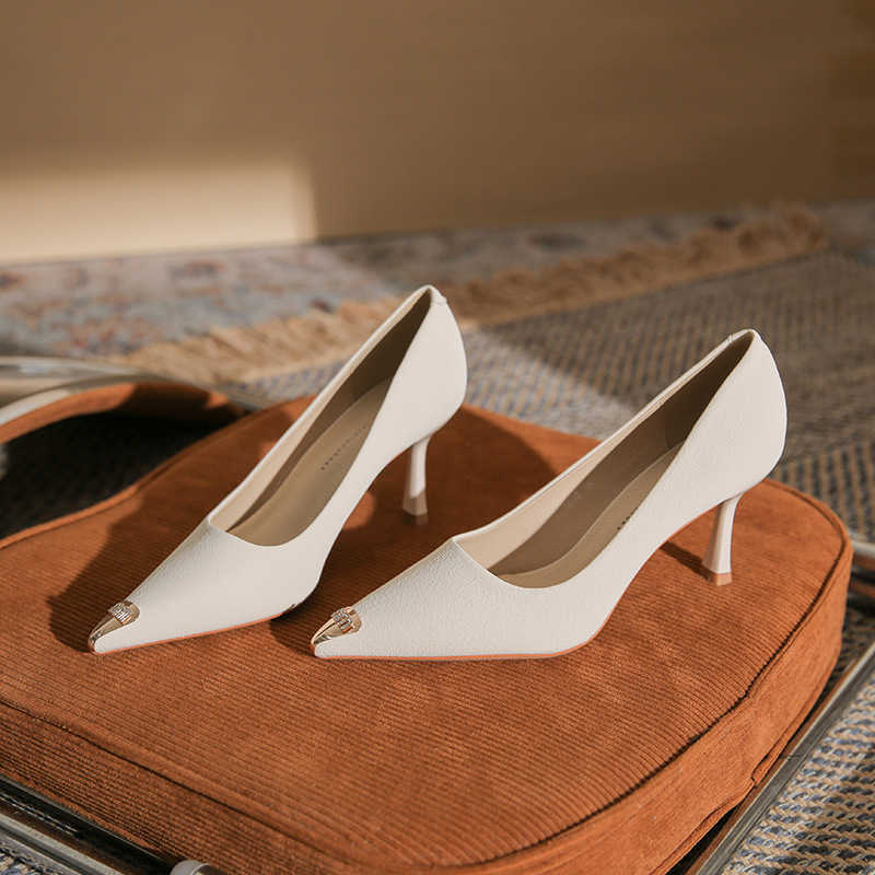 Fashion Metal Pointed High Heels for Women Thin Heels Shallow Mouth Simple Versatile Non Falling Heels Work Shoes