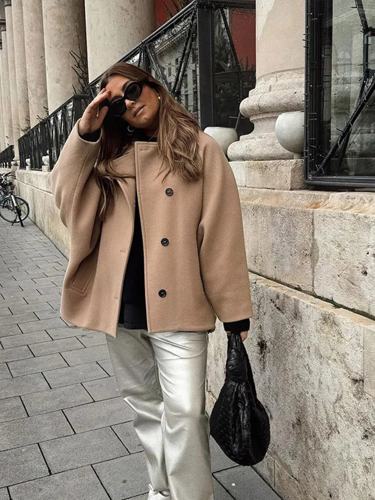 Autumn Solid Woolen Loose Short Coat Women Fashion Lapel Long Sleeved Warm Single Breasted Jacket 2024 Lady Commute Streetwear 241121