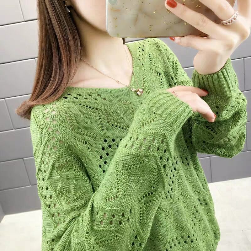 New hollowed out knitted women's new pullover with spring and autumn collar top, loose long sleeved thin designer sweater bottom shirt