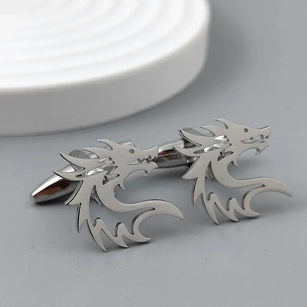 Personalized Cufflinks for Mens Stainless Steel Dragon Pattern Cuff Links Wedding Groomsmen Shirt Sleeves Buttons Accessories 241122