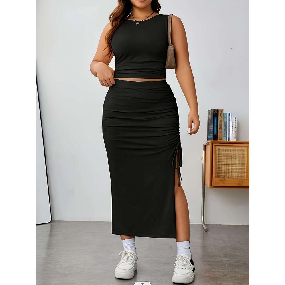 Large solid pleated two-piece set, round neck vest and slit skirt, women's plus size clothing